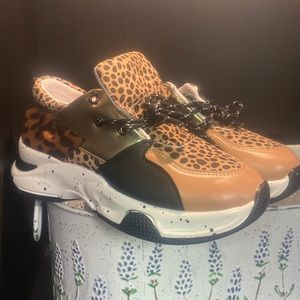 Leopard Shoes